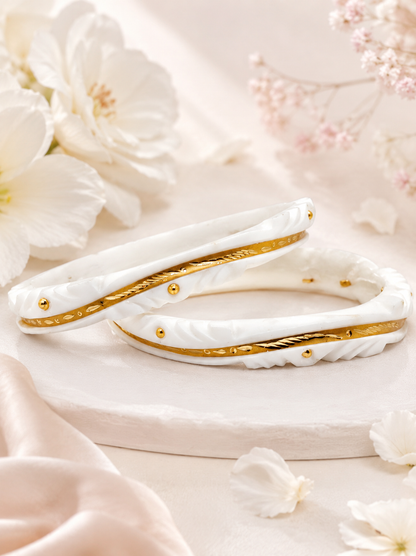 Premium Resin Shakha
• Gold-Plated Decorative Work
• Lightweight & Comfortable
• Smooth Finish
• Skin-Friendly Material